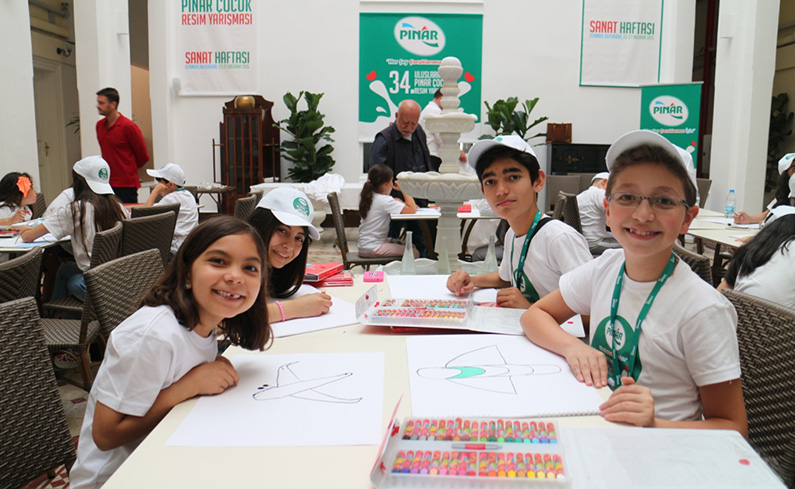 Pınar, çocuklar için 6 ilde Resim Atölyesi kuruyor