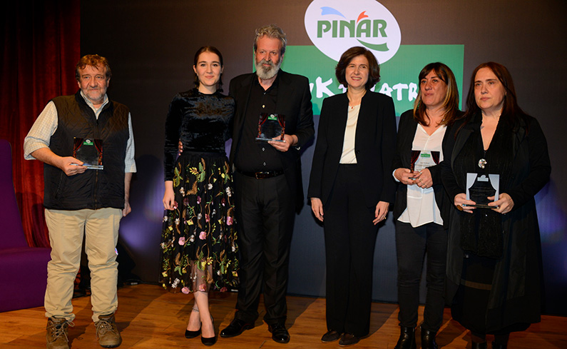 Pınar Çocuk Tiyatrosu 30. yılını kutladı
