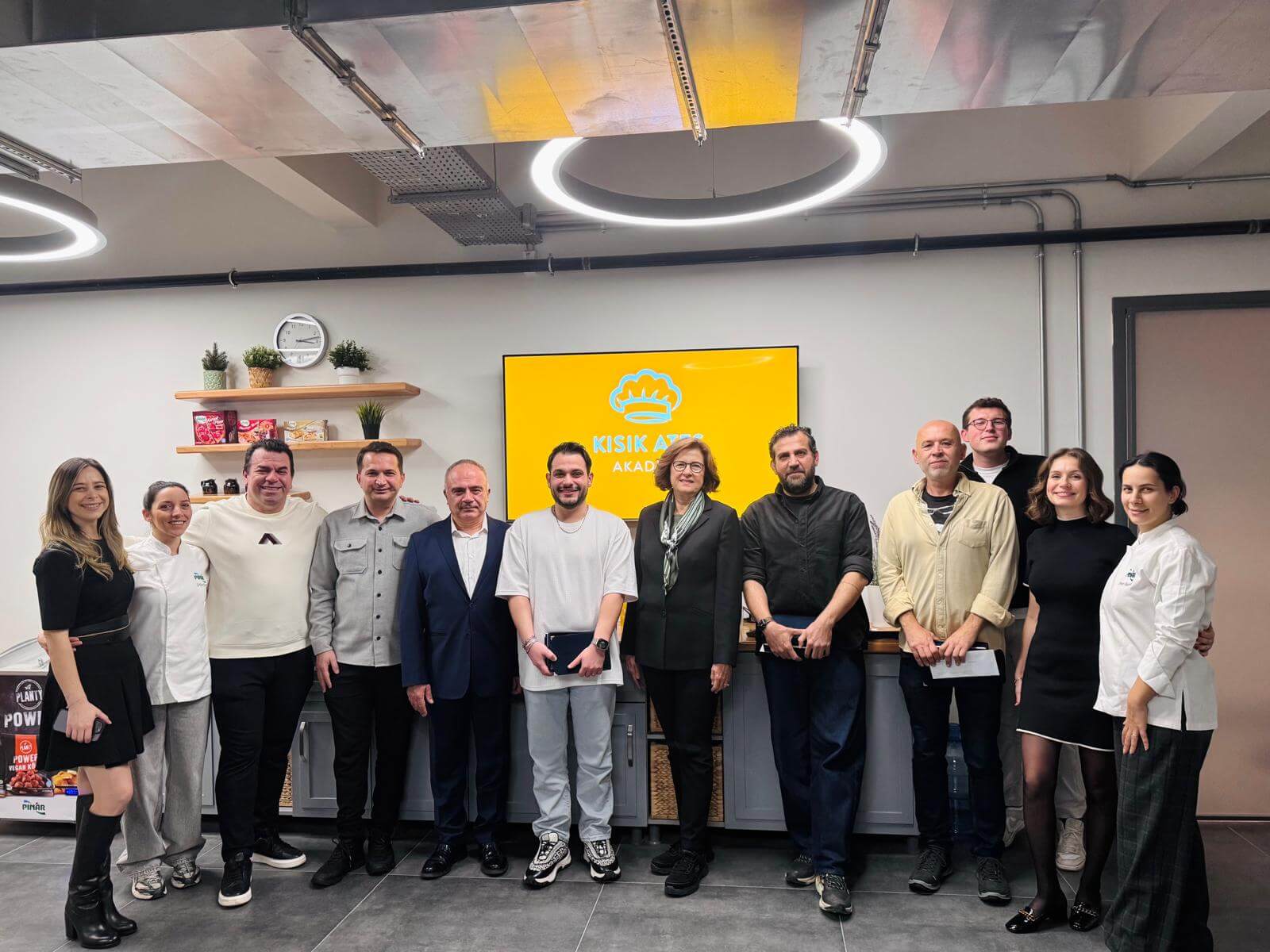 Kısık Ateş Akademi Pınar Mutfağı'nda Uzman Şeflerini Ağırladı!